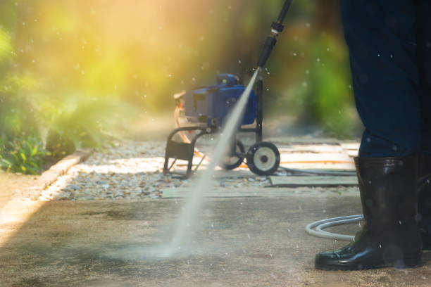 Best House Exterior Washing  in Trumbull Center, CT